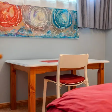 Apartment Artcorner, Pool & Wifi
